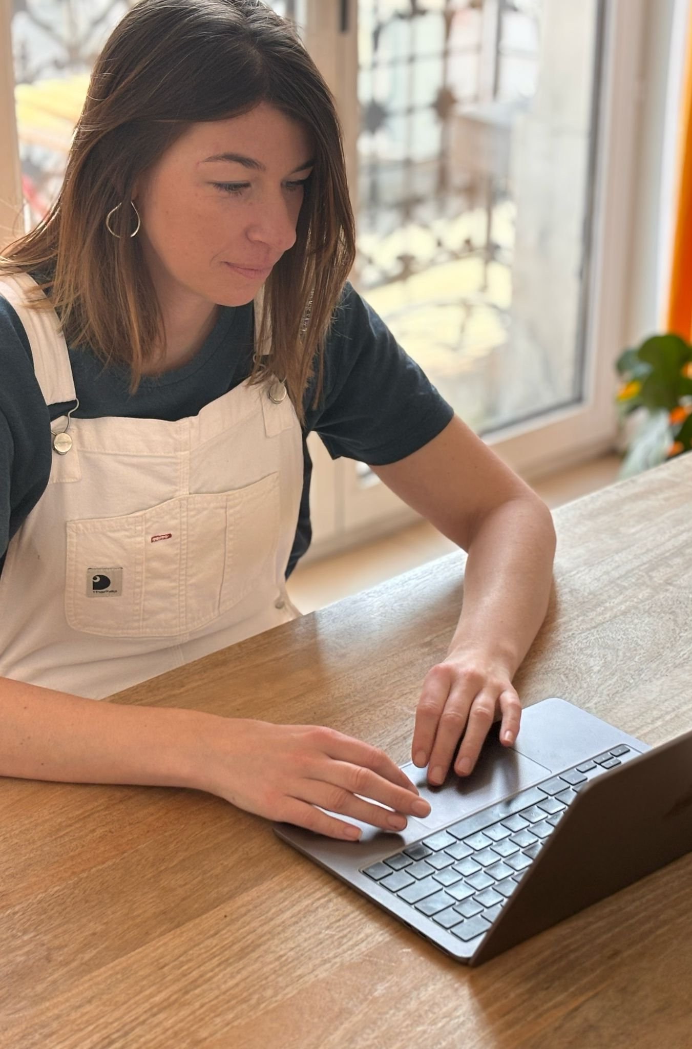 Anne-Claire Dumont au travail